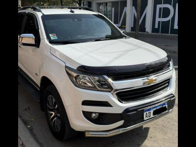 Autos Venta VENDO Chevrolet S10 2.8 High Country cd tdci 200cv manual 4x2 (2019)