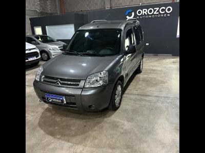 Autos Venta Santiago Del Estero CITROEN BERLINGO MULTISPACE XTR 1.6 HDI - 2021