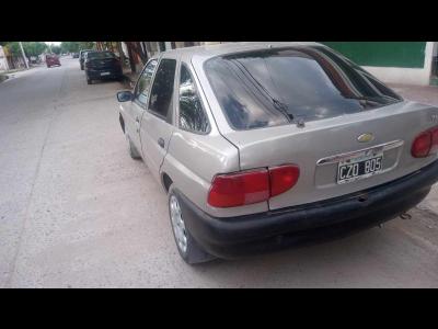 Autos Venta FORD ESCORT 1.8 NAFTA/GNC - MOD 99