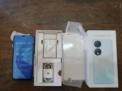 Varios Telefonos y Tablets Celu honor x7b nuevo